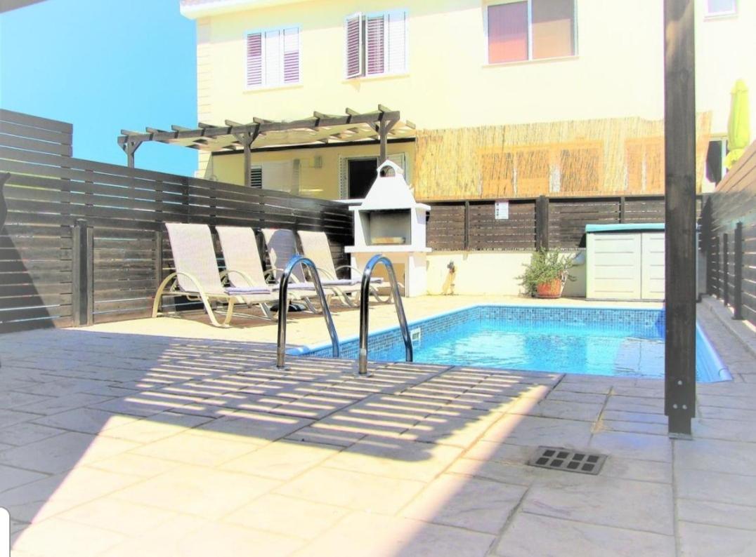 Villa Jade Paralimni Exterior foto